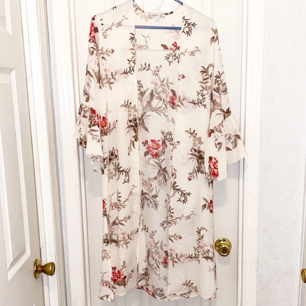 Moa Moa Floral Mid-Sleeve